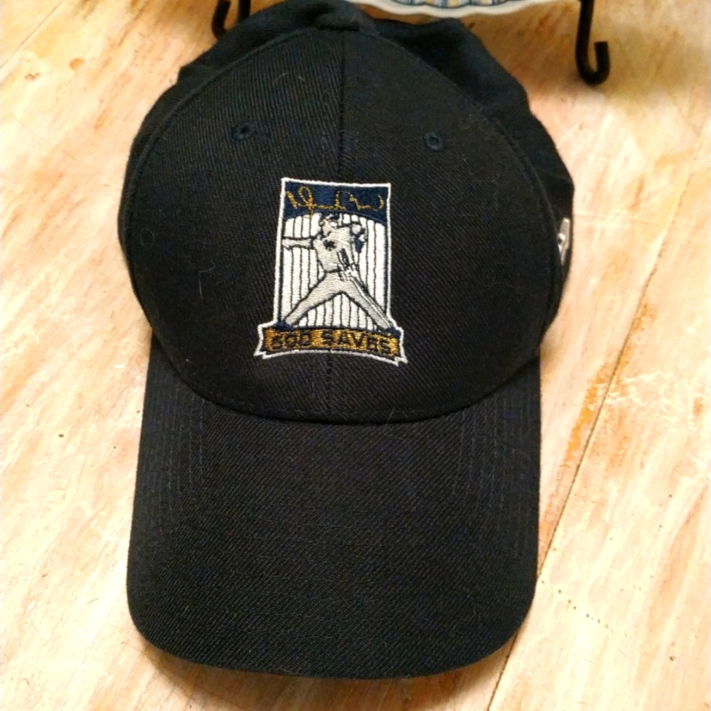 Baseball cap